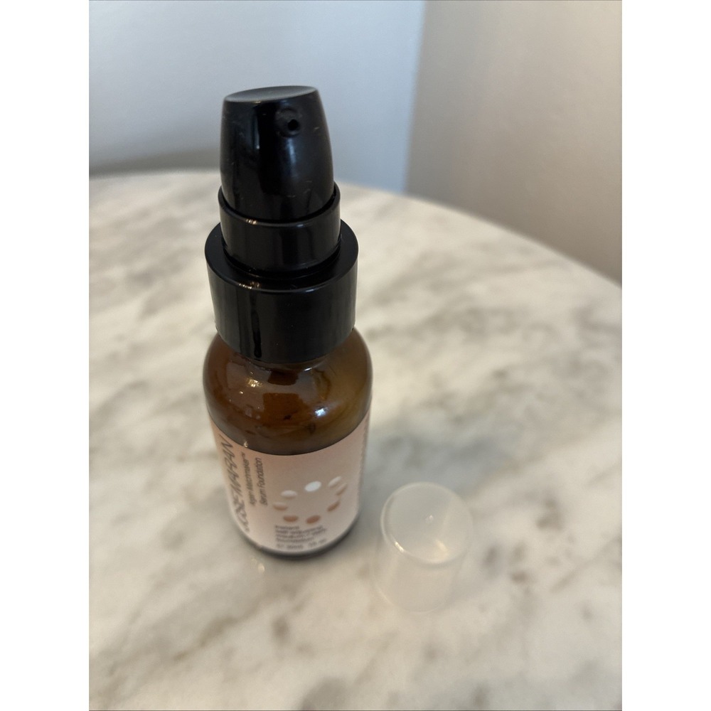 Josie Maran Argan Matchmaker Serum Foundation Medium / Dark 1 oz. - Picture 5 of 5